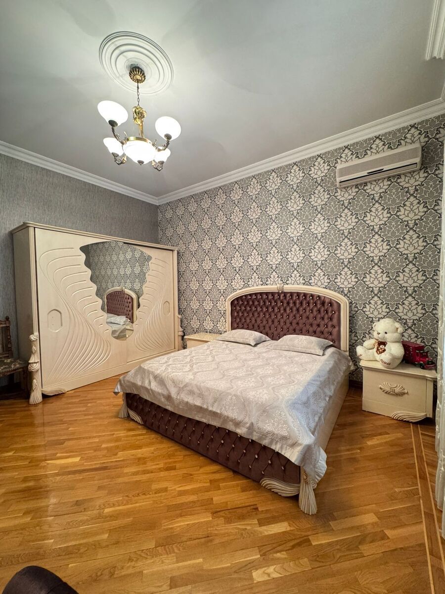 Satılır 6 otaqlı həyət evi/bağ evi 900 m² — Ev, villa, Bakı (7)