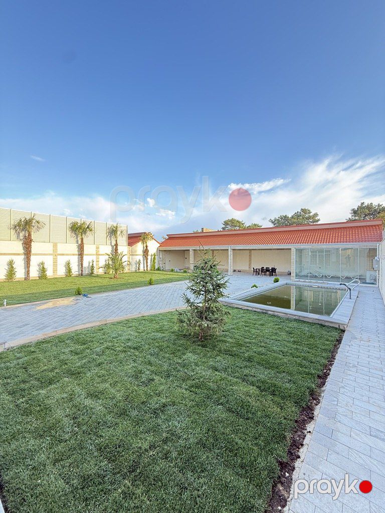 Satılır 5 otaqlı həyət evi/bağ evi 300 m² — Ev, villa, Bakı (2)