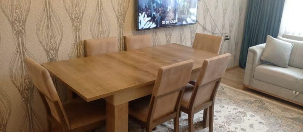 Masa 6 oturacag Yığılı vəziyyətdə 1.35 sm Açıq vəziyyətdə isə 1.80. 1