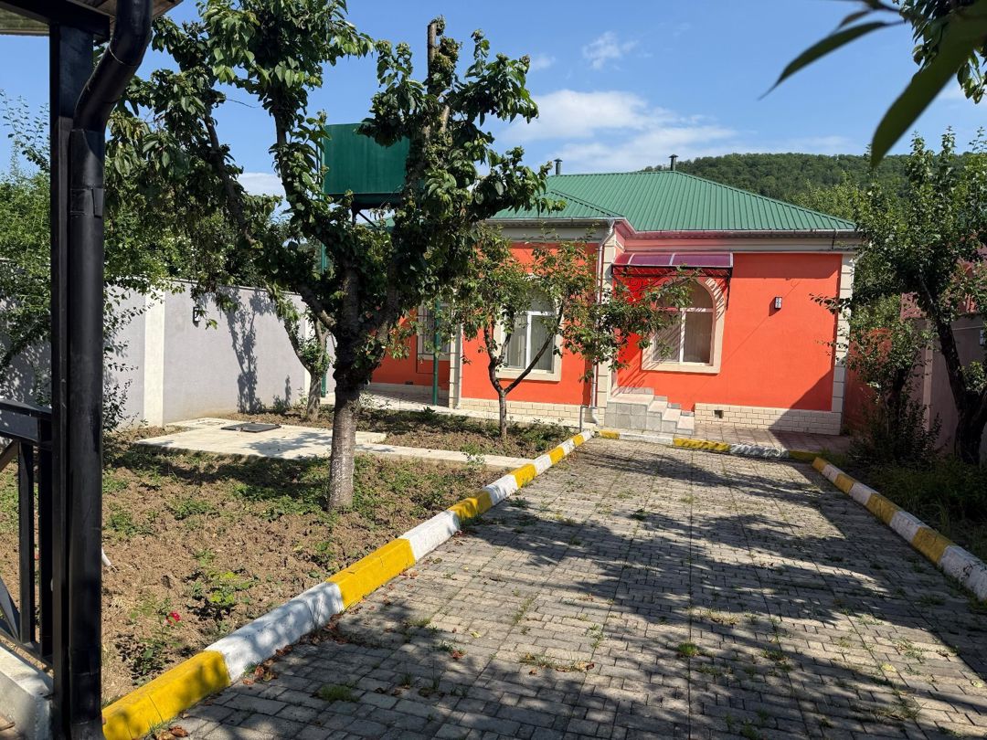 Villa kirayə verilir, Qələdüz kəndi — Daşınmaz əmlak, Quba (2)