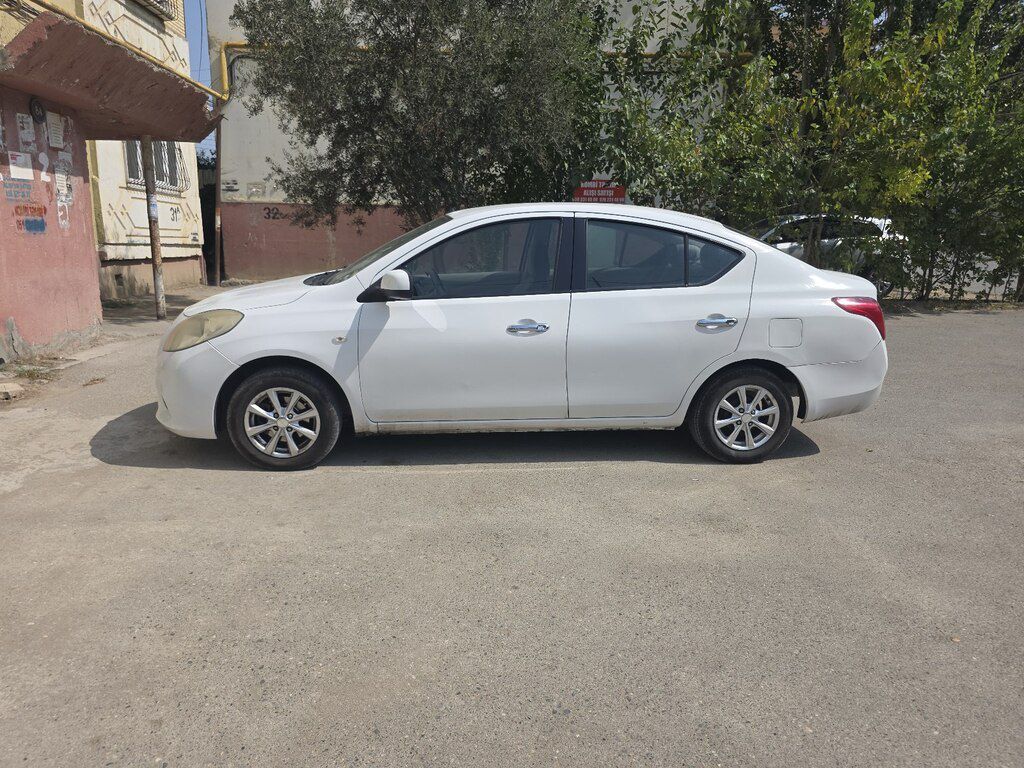 Nissan Sunny, 1.5 L, 2013 il, 300 000 km — Avtomobillər, Sumqayıt (5)