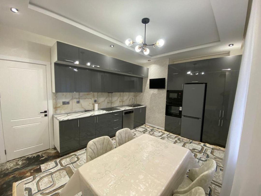 İcarəyə verilir 3 otaqlı yeni tikili 140 m² — Mənzil, Bakı (5)