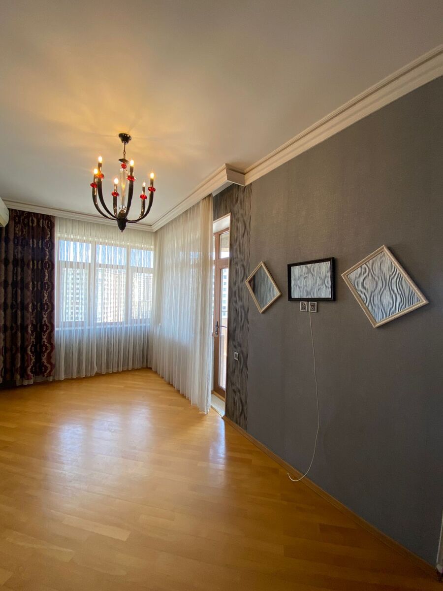 Satılır 4 otaqlı yeni tikili 183 m² — Mənzil, Bakı (12)