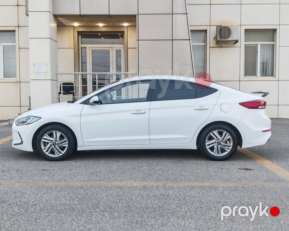Hyundai Avante, 1.6 L, 2018 il, 134 000 km — Avtomobillər, Bakı (4)