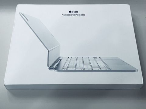 Apple iPad 11m 4 m5Magic Keyboard – ağ rəng original Apple məhsuludur — Bakı