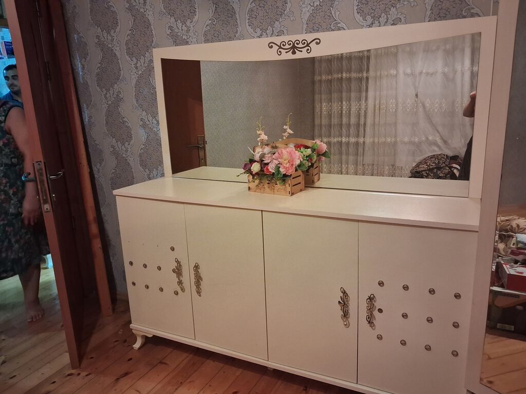 Qonaq otağı mebel dəsti - Künc divan: Bej rəngli, yumşaq məxməri — Mebel, Bakı (5)