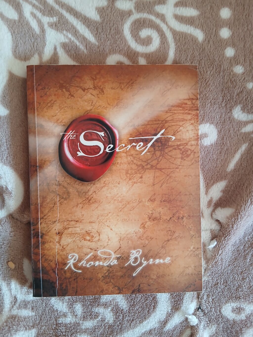 Rhonda Byrne – The Secret (Kitab) - Janr: Özünükəşf və motivasiya - — Kitablar və jurnallar, Bakı