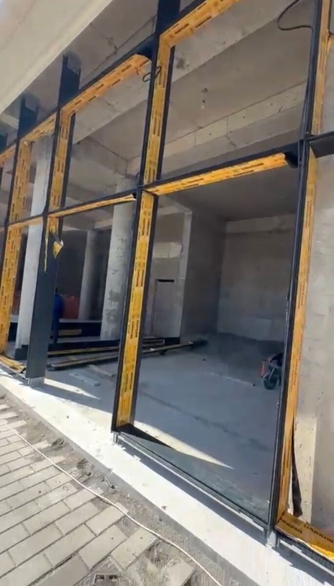 İcarəyə verilir obyekt 557 m² — Əmlak, Bakı (2)