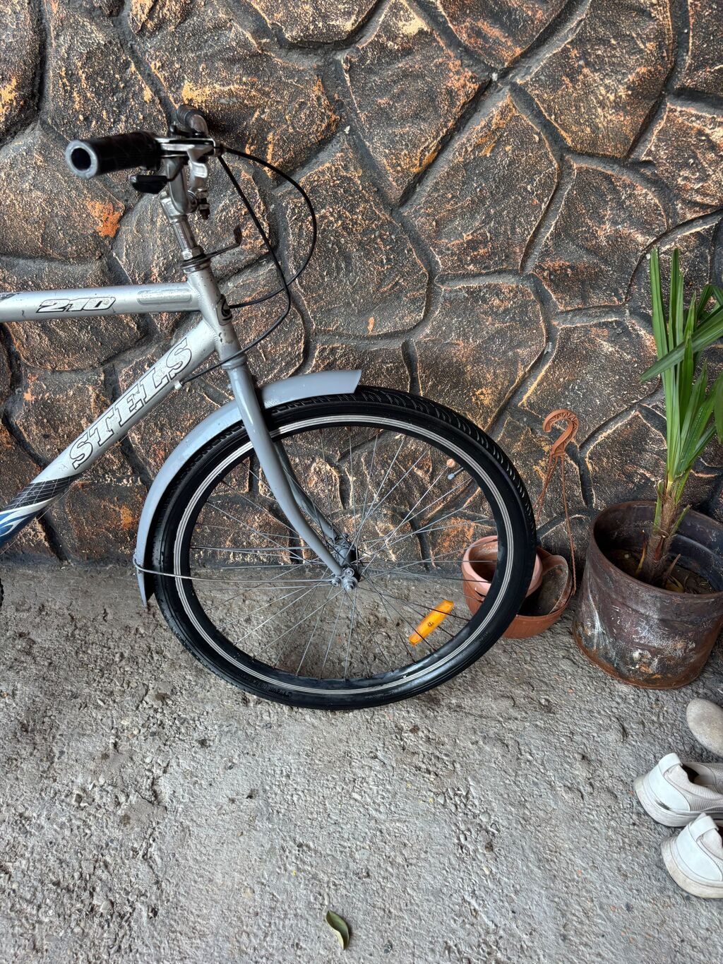İşlənmiş Şəhər velosipedi Stels, 26", sürətlərin sayı: 1, Ünvandan götürmə — Velosipedlər, Saray (7)