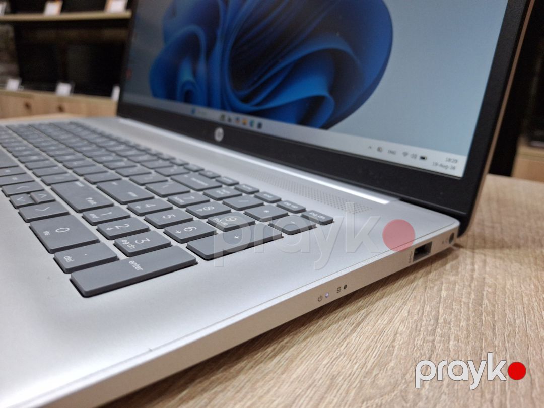 HP 17.3 i7 1255U 16GB RAM 512GB SSD — Noutbuklar, Bakı (7)