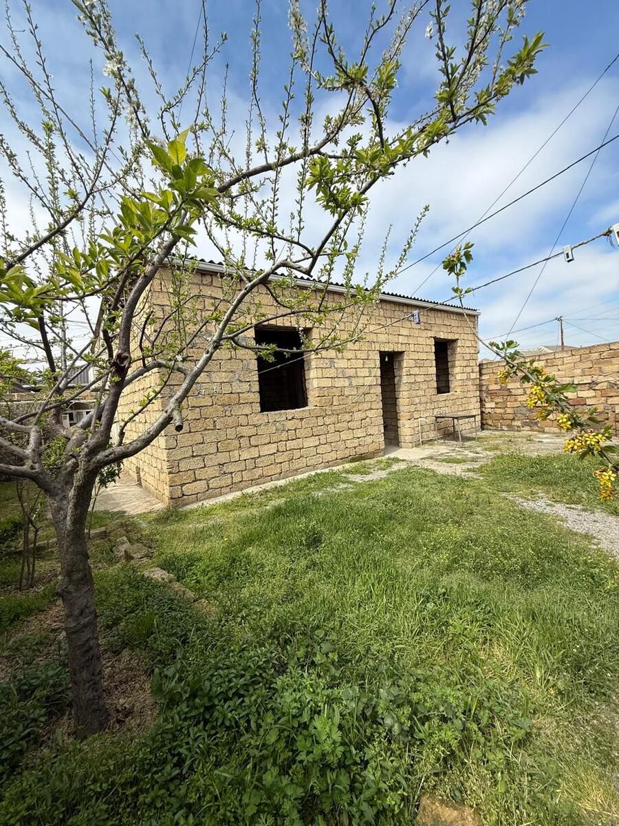 Satılır 3 otaqlı həyət evi/bağ evi 90 m² — Ev, villa, Bakı (2)