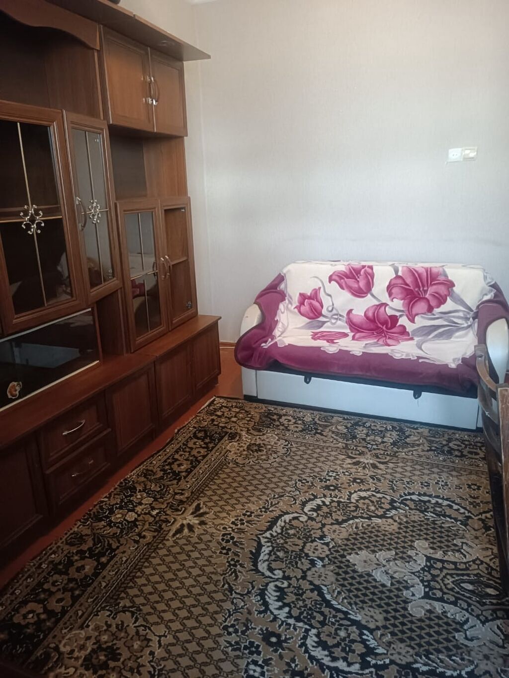 Xalqlar Dostluğu m/st və "Sərhədçi" İdman Kompleksinin yanında mənzil