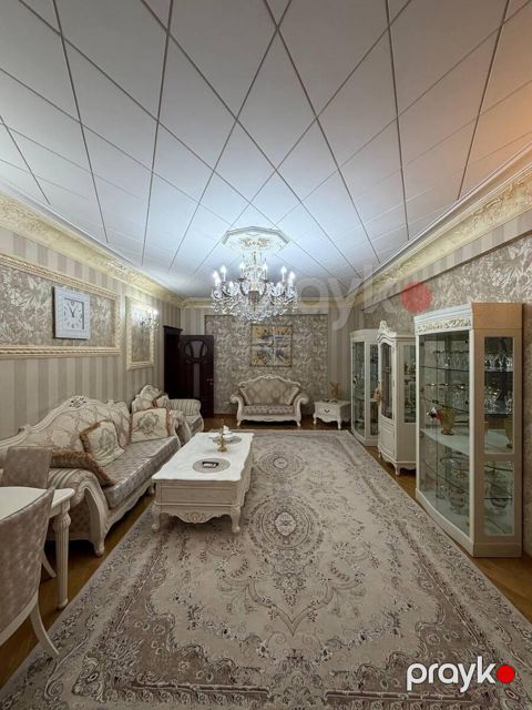 Satılır 5 otaqlı yeni tikili 214 m²