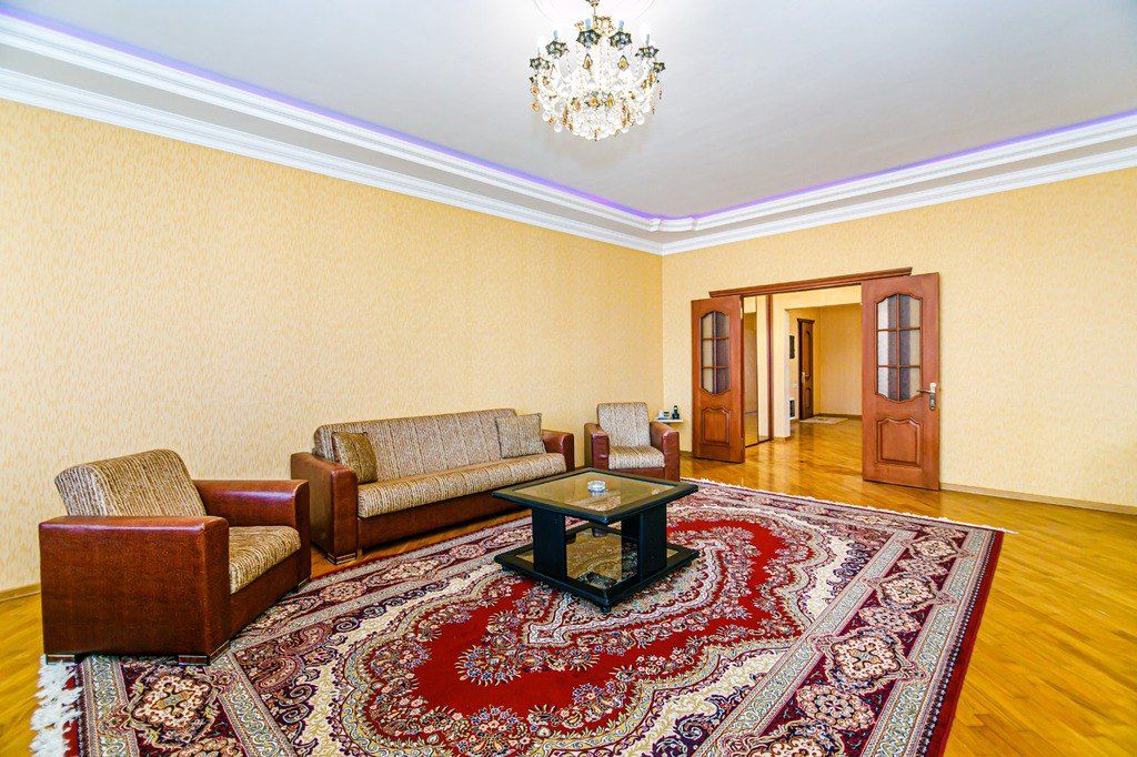 İcarəyə verilir 3 otaqlı yeni tikili 160 m² — Mənzil, Bakı (7)