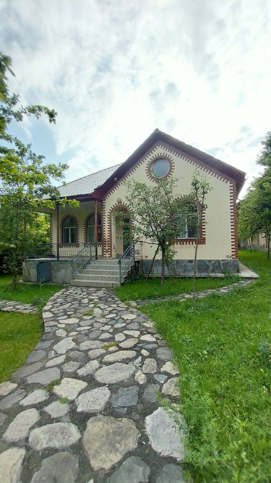 Həyət evi kirayə verilir, Qəbələ ş. — Daşınmaz əmlak, Qəbələ