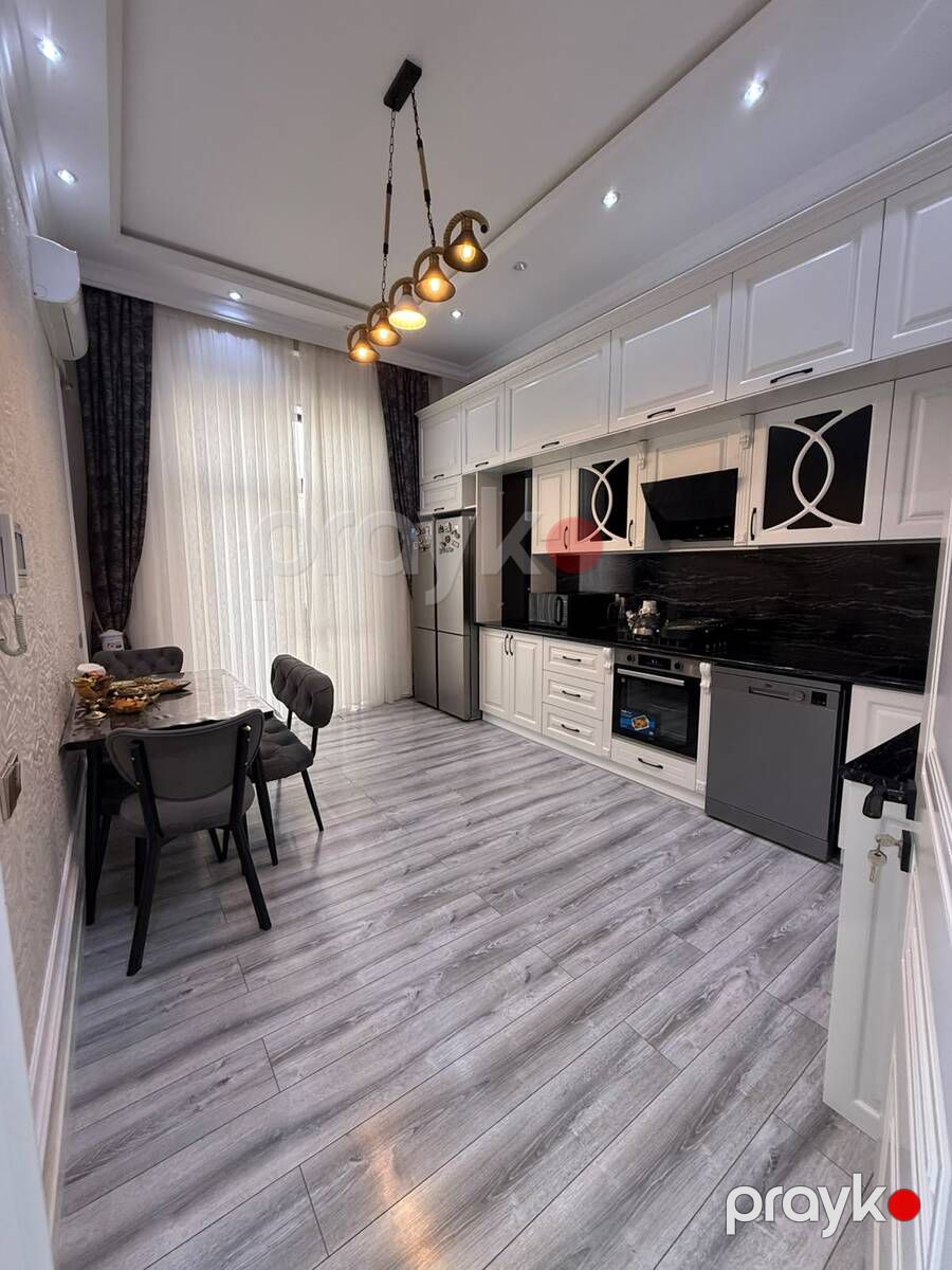 Satılır 5 otaqlı yeni tikili 325 m² — Mənzil, Bakı (11)