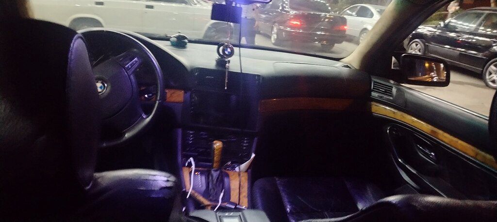 BMW 528, 2.8 L, 1996 il, 350 000 km — Avtomobillər, Bakı (2)