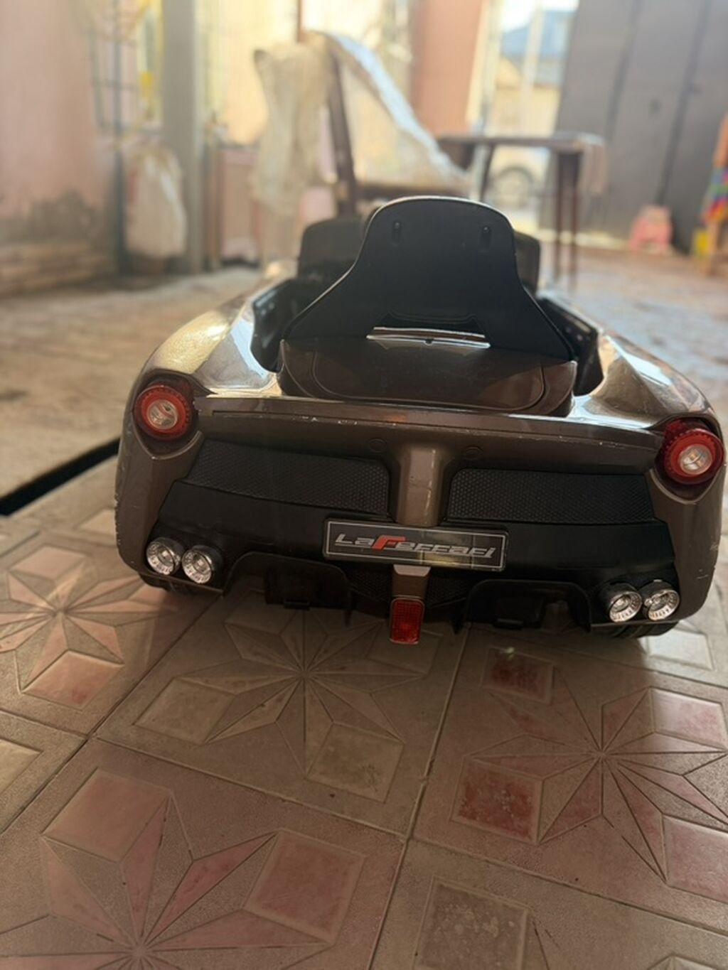 Uşaq elektrik maşını – LaFerrari üslubunda, qəhvəyi metalik — Uşaq nəqliyyatı, Bakı (4)