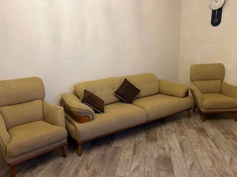 Divan kreslo dəsti. 800 AZN. Türkiyə istehsalı Açılmır bazasız
