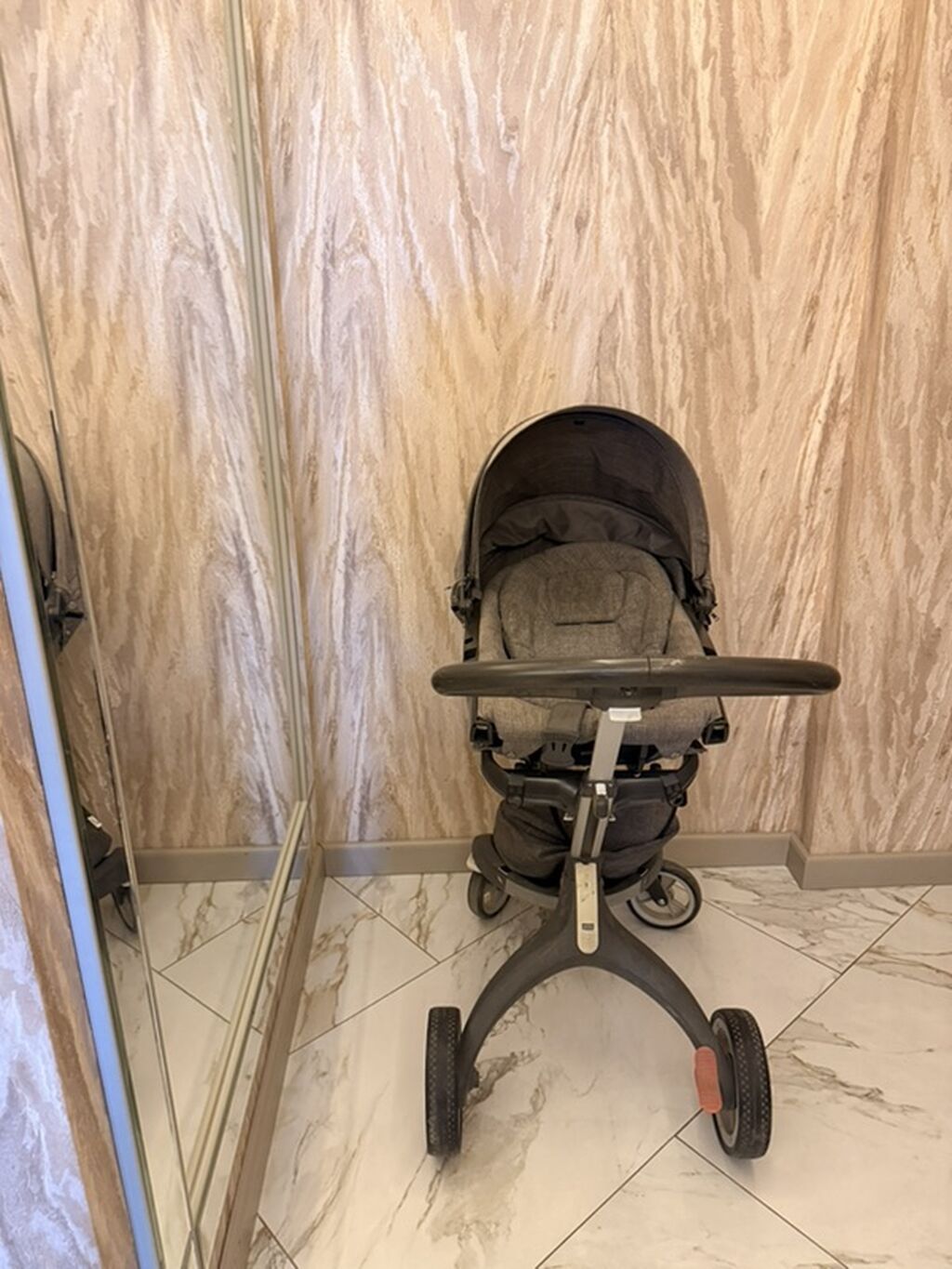 Stokke uşaq arabası – üçtəkərli, kompakt və manevrli model — Arabalalar, Bakı (2)