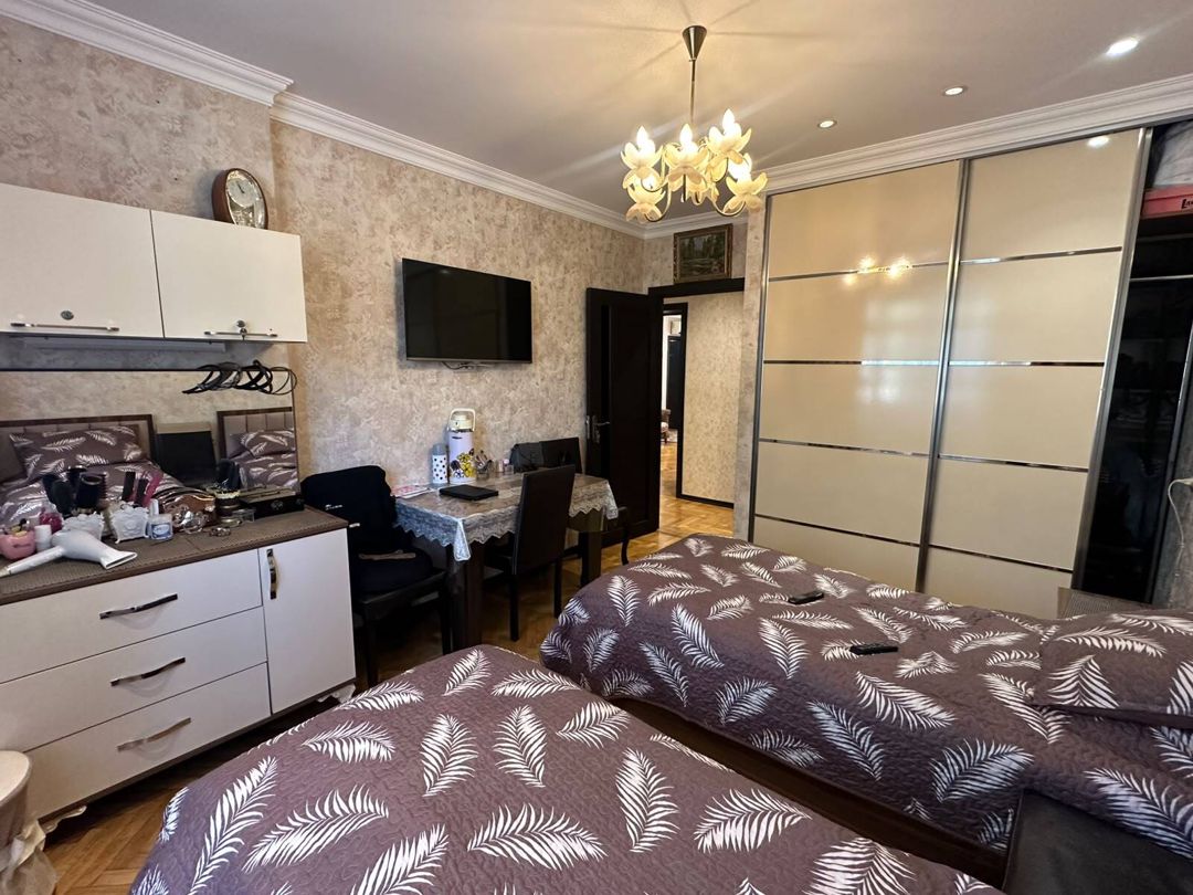 Satılır 4 otaqlı köhnə tikili 115 m² — Mənzil, Bakı (9)