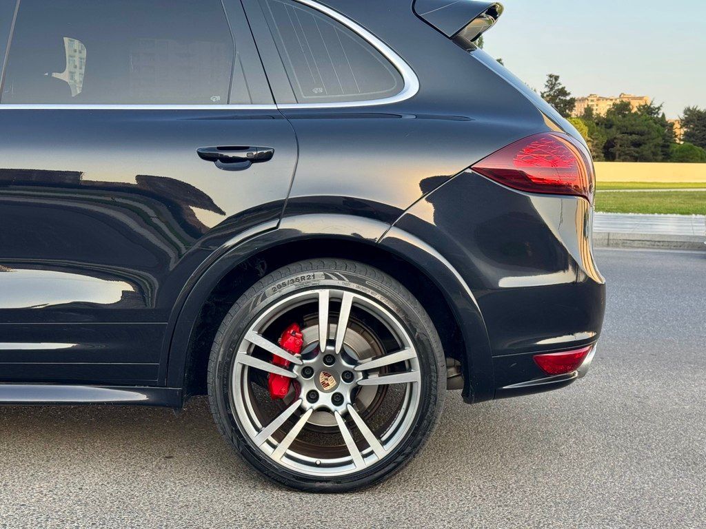 Porsche Cayenne Turbo S, 4.8 L, 2014 il, 220 000 km — Avtomobillər, Bakı (8)