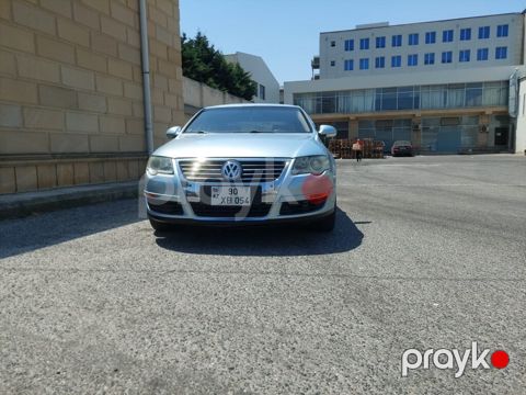Volkswagen Passat, 2.0 L, 2005 il, 270 000 km
