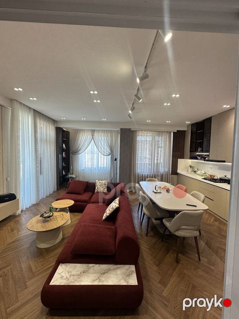 Satılır 4 otaqlı yeni tikili 228 m²