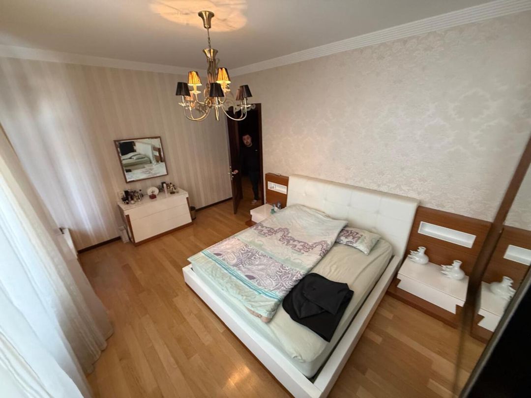 Satılır 4 otaqlı yeni tikili 208 m² — Mənzil, Bakı (6)