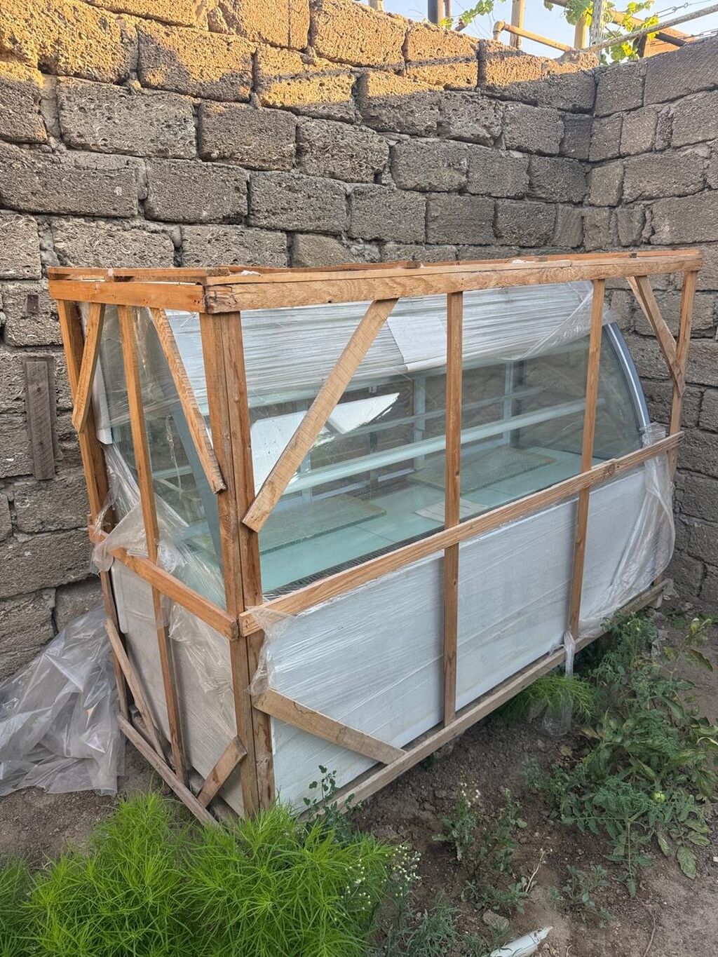 Sirniyyat Vitrini tezedir 750 azn satilir‼️olcu 1.80 unvan bine — Vitrini, Bakı