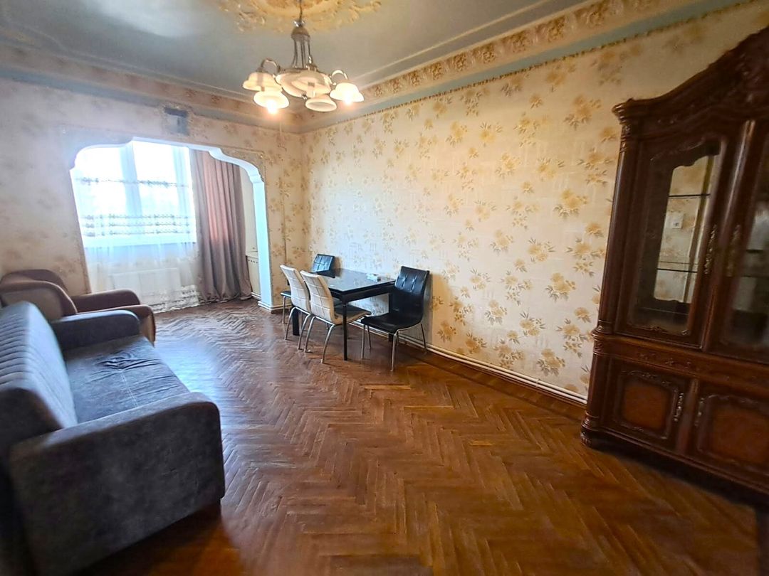 İcarəyə verilir 3 otaqlı köhnə tikili 85 m² — Mənzil, Bakı