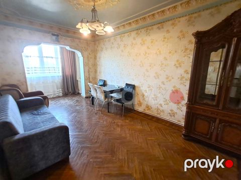 İcarəyə verilir 3 otaqlı köhnə tikili 85 m²