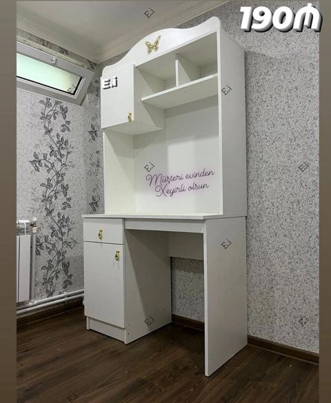 Düz masa, Stulsuz, Polkalı, Siyirməli, Rusiya, Mat laminat — Digah