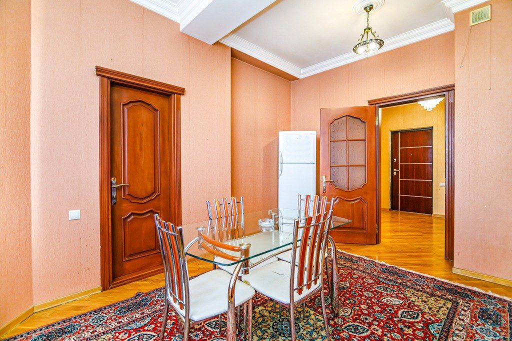 İcarəyə verilir 3 otaqlı yeni tikili 160 m² — Mənzil, Bakı (10)