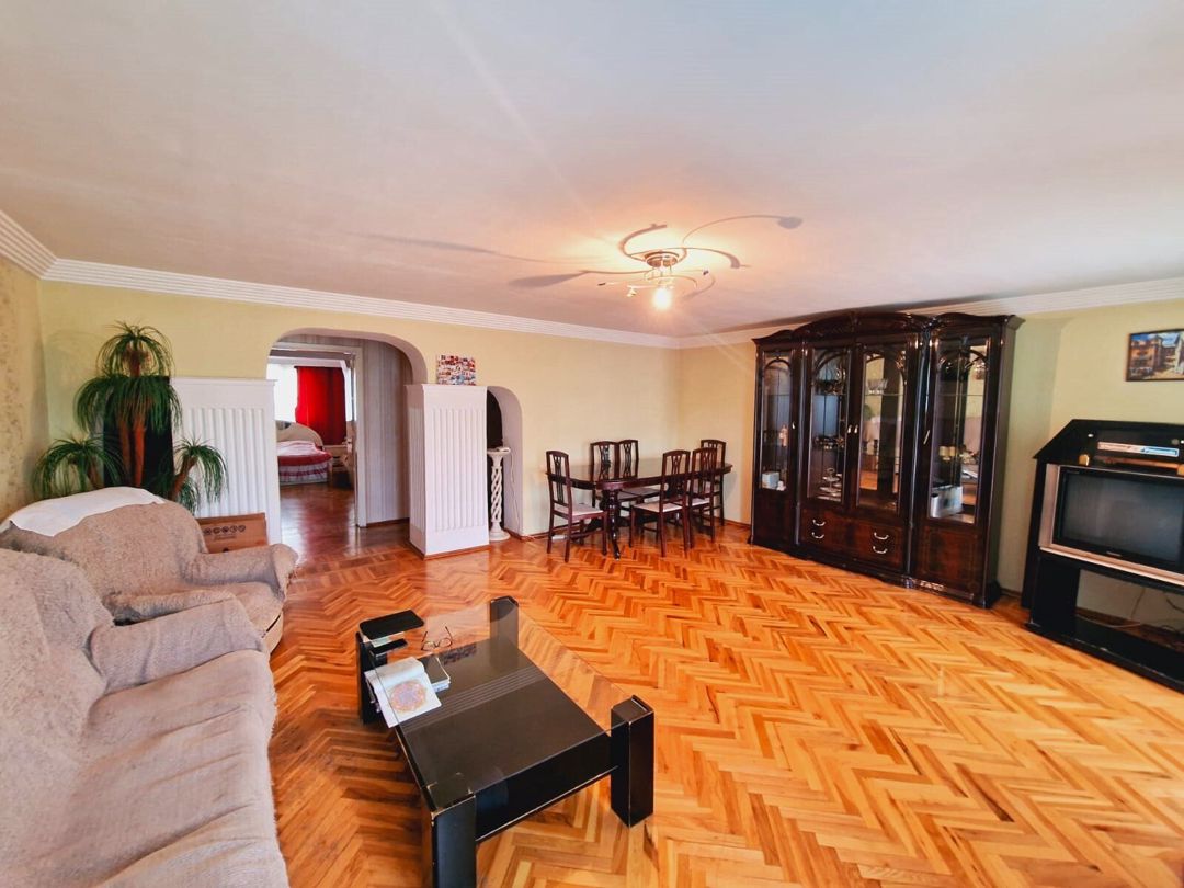 İcarəyə verilir 2 otaqlı köhnə tikili 70 m² — Mənzil, Bakı