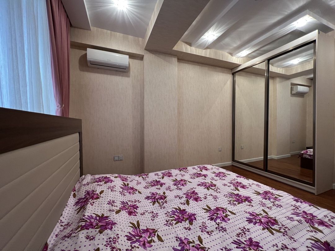 4-otaqlı yeni tikili kirayə verilir, 28 May m., 180 m² — Daşınmaz əmlak, Bakı (7)