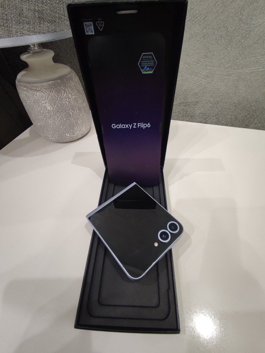 Samsung Galaxy Z Flip 6 Blue 256GB/12GB — Mallar, Bakı (4)