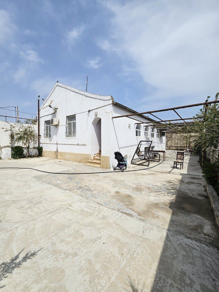 Satılır 3 otaqlı həyət evi/bağ evi 110 m² — Ev, villa, Bakı