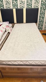 Çarpayı 2 ədəd👇Birinin Qiyməti:*120* man. Matraslıdır — Furniture