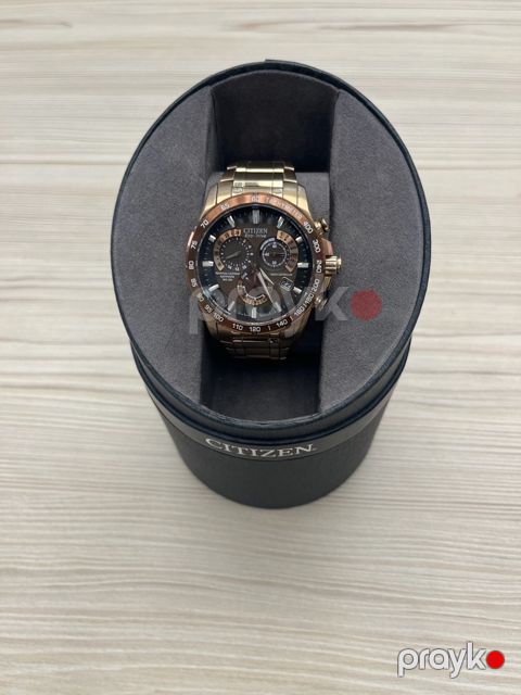 Citizen Eco-Drive qol saatı