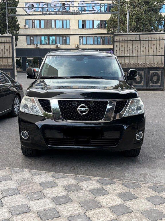 Nissan Patrol, 5.6 L, 2013 il, 216 000 km — Avtomobillər, Bakı
