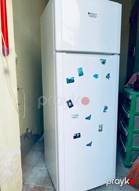 Ariston hündürü 1.70/60 sm ustada qeti olmayib tam ideal Ev satilib