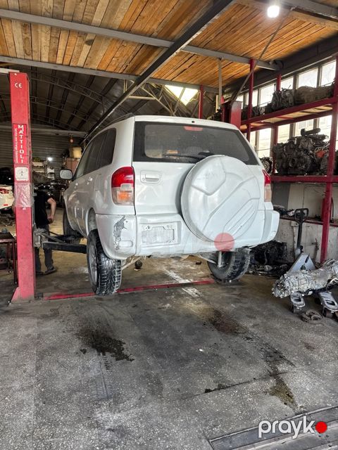 Toyota Rav4 2002 ehtiyat hissələri