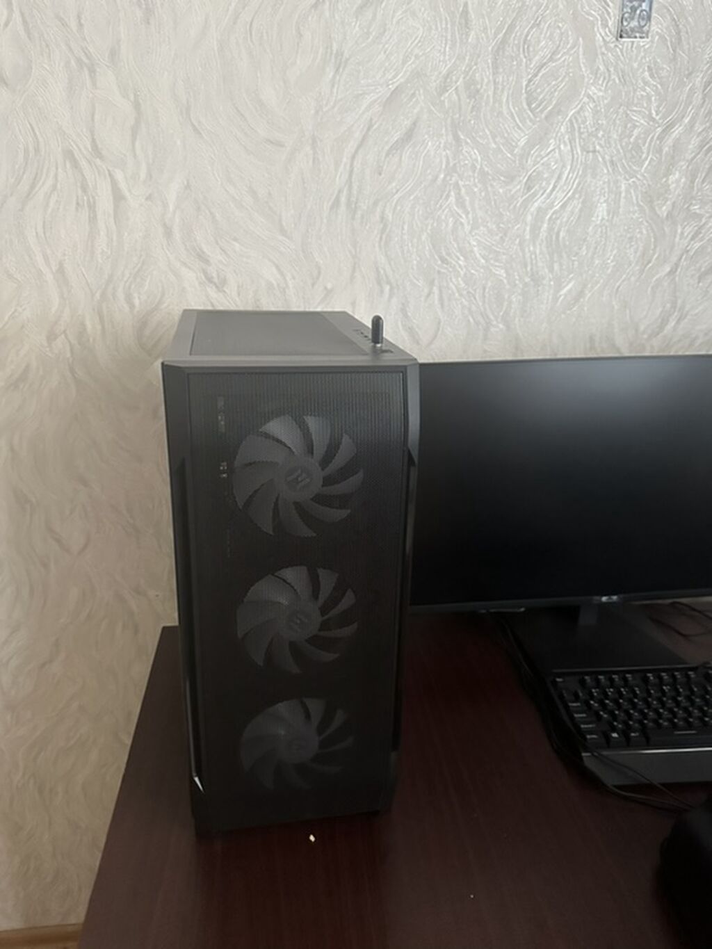 Güclü stolüstü oyun/ofis PC komplekti - Korpus: Zalman şüşə yan — Elektronika, Bakı (2)