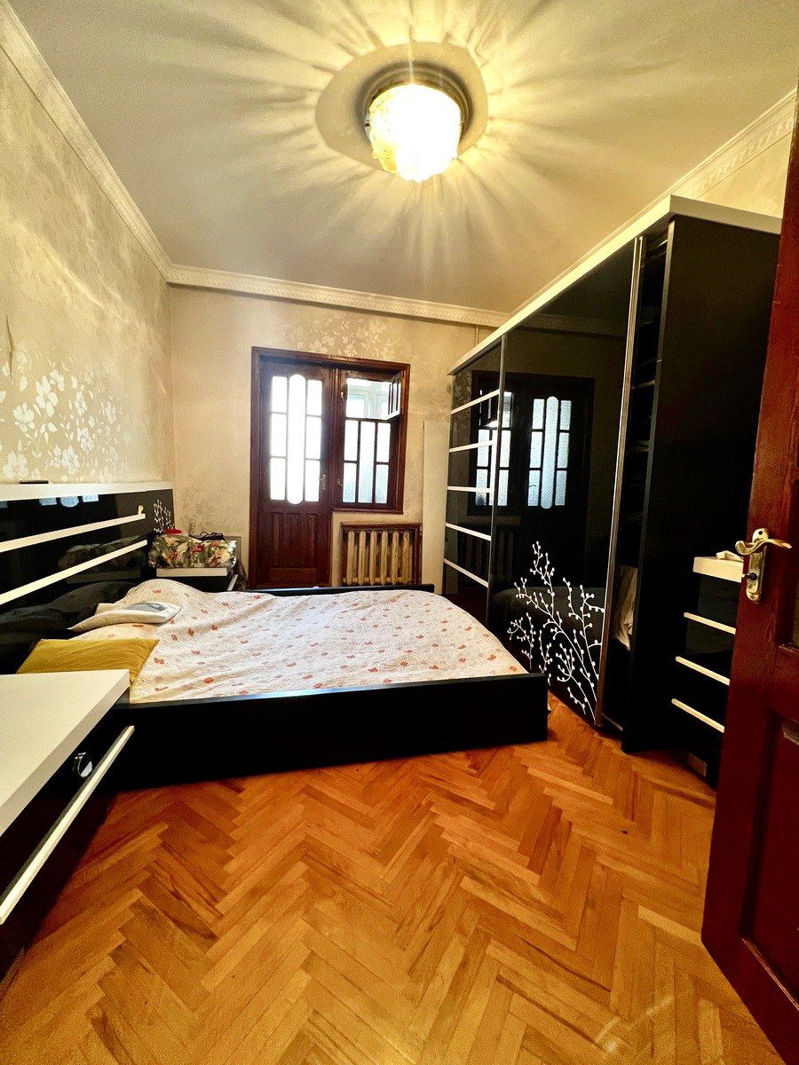 Satılır 5 otaqlı köhnə tikili 110 m² — Mənzil, Bakı (8)