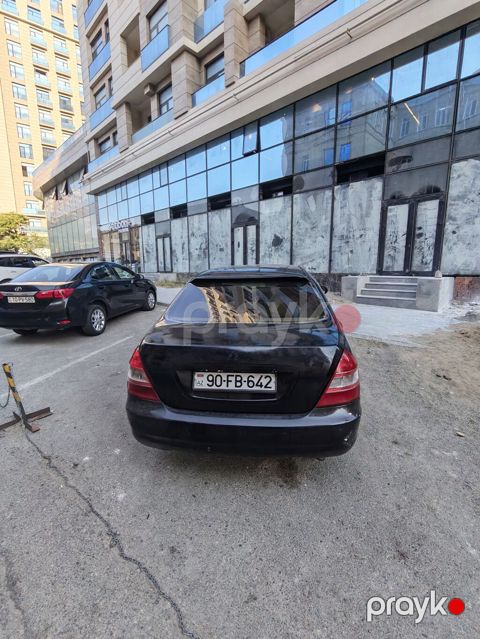 BYD F6 2.4 Mitsubishi motor — satılır. Maşının qabaq hissəsində vurğu