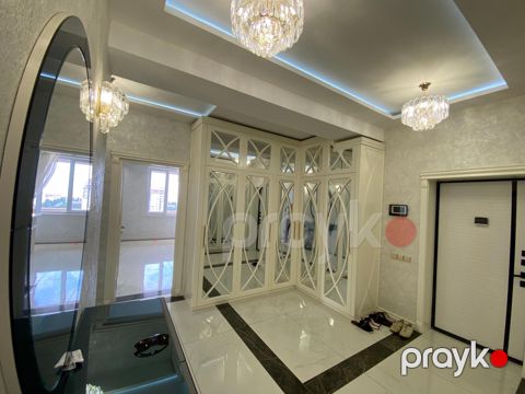 Satılır 4 otaqlı yeni tikili 181 m²