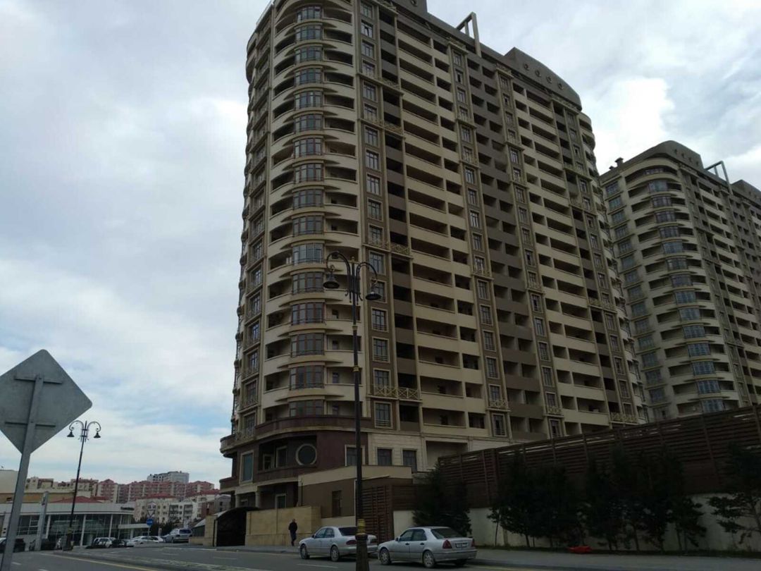 Satılır 2 otaqlı yeni tikili 60 m² — Mənzil, Bakı (5)