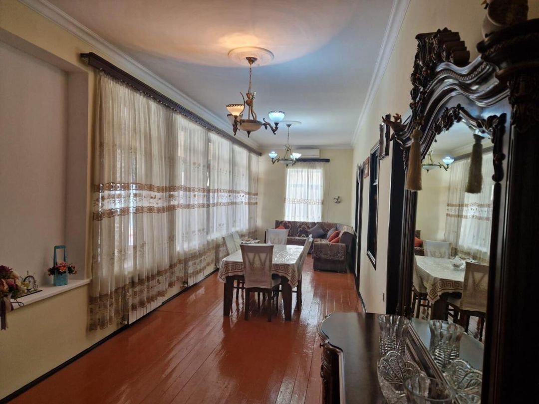 Bağ evi, Buzovna qəs. — Ev, villa, Bakı