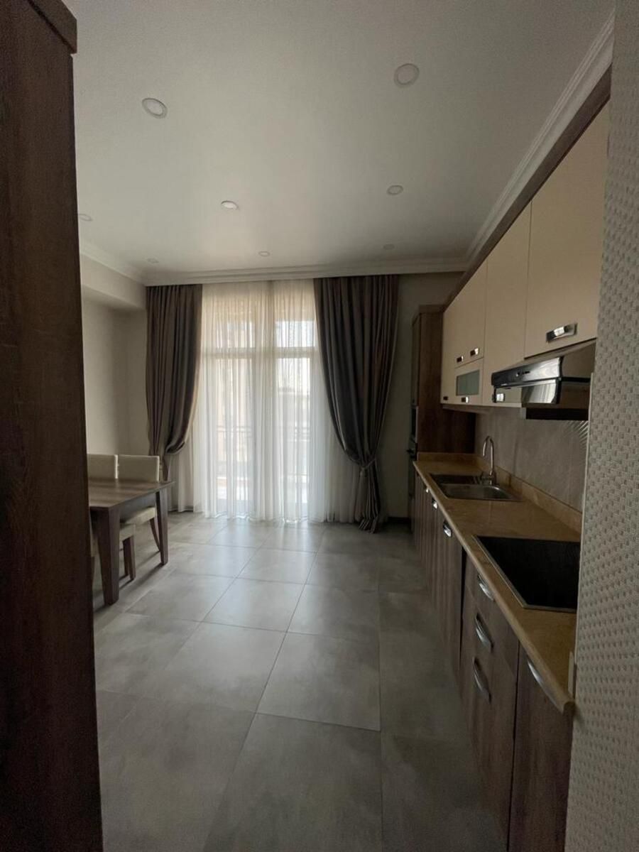 İcarəyə verilir 4 otaqlı yeni tikili 184 m² — Mənzil, Bakı (8)